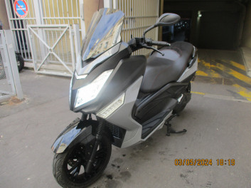 pink FLY 125 5400KM ELECTRIQUE 2023